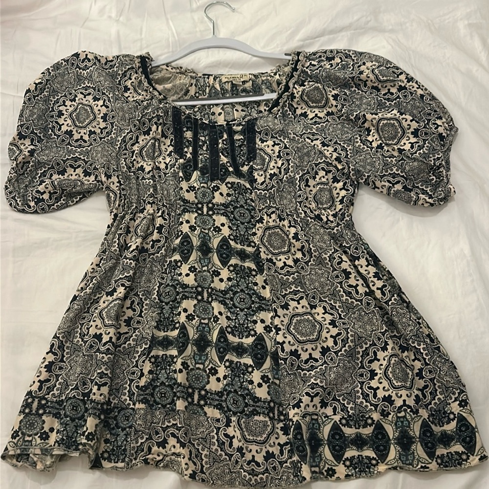 Emerald Paisley Print Top